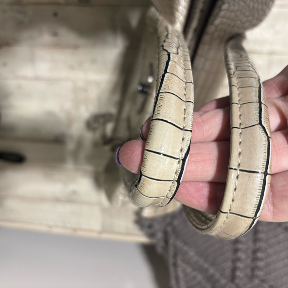 Y2K❤️Govali Crocodile-Embossed Cream Handbag - Picture 7 of 11
